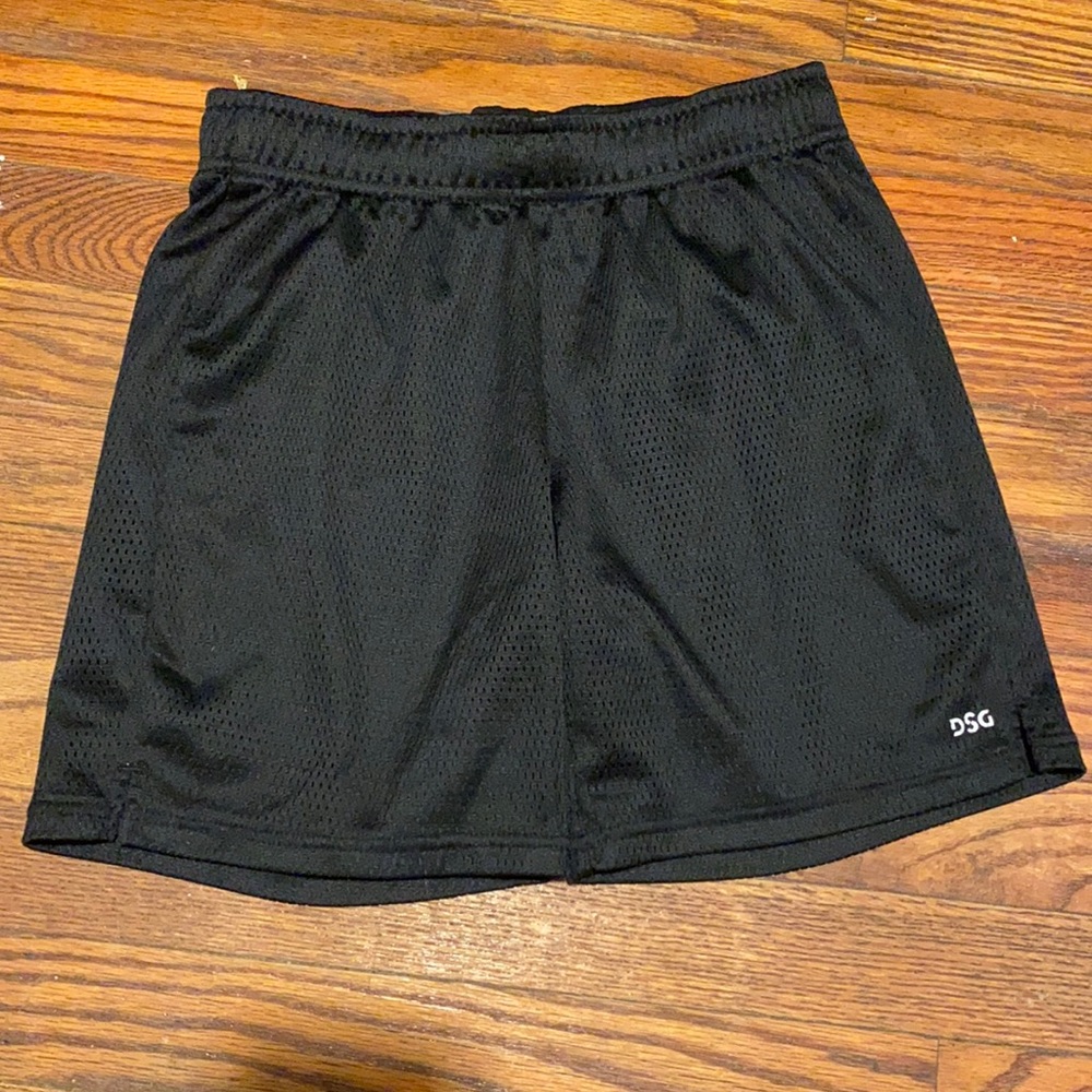 DSG Black Basketball Shorts Size M 8-10